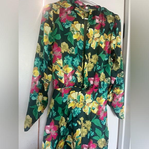 Zara Open back Floral Mini Dress - Picture 2 of 4